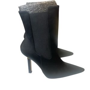 Good American‎ Black Heeled Boots Sleek Design